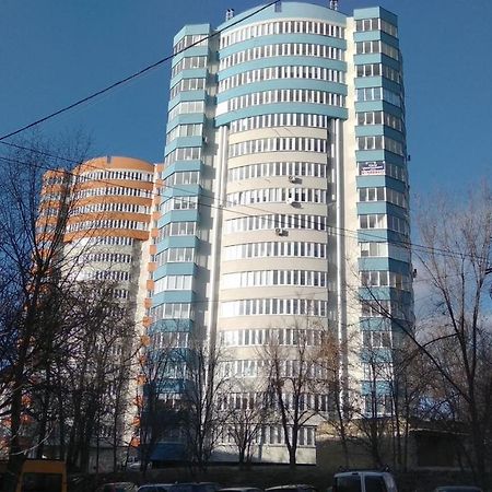 Cozy Retreat In Quiet Location Apartman Kisinyov Kültér fotó